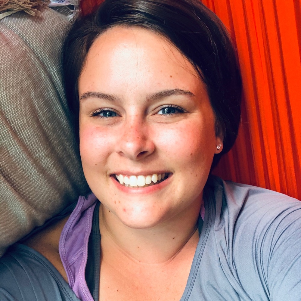 Meet your Posher, Hayley